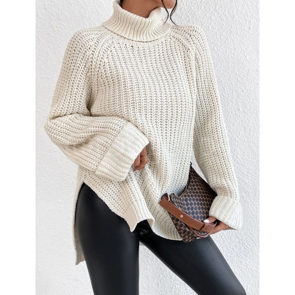 Rouge! Sweaters - Casual Pullover Sweater Cable Knit Turtleneck  Light Beige High Neck Long Sleeve